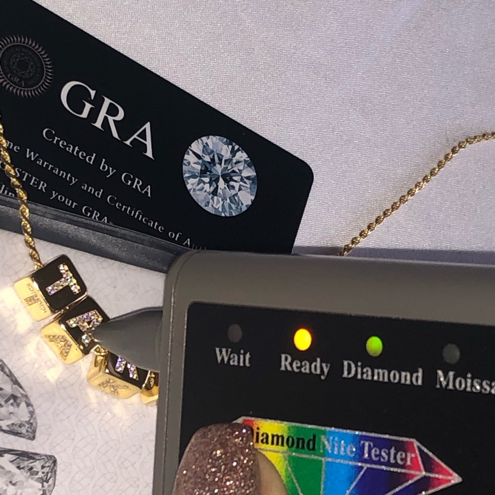 VVS gra certified diamond moisannitte pendant for a Taken passes diamond testers - Picture 7 of 7